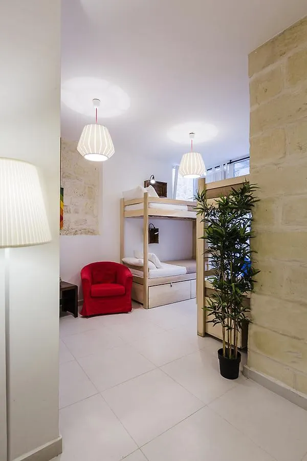 Two Pillows Boutique Hostel Sliema 0*,