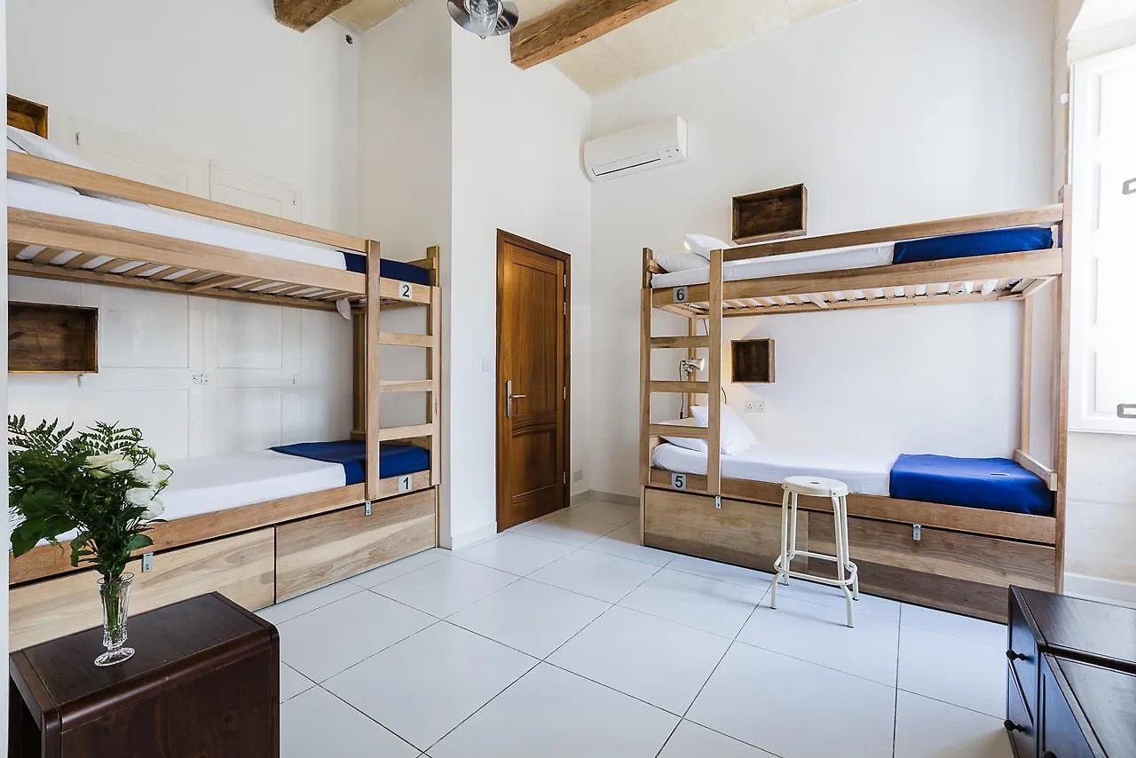 Two Pillows Boutique Hostel Sliema