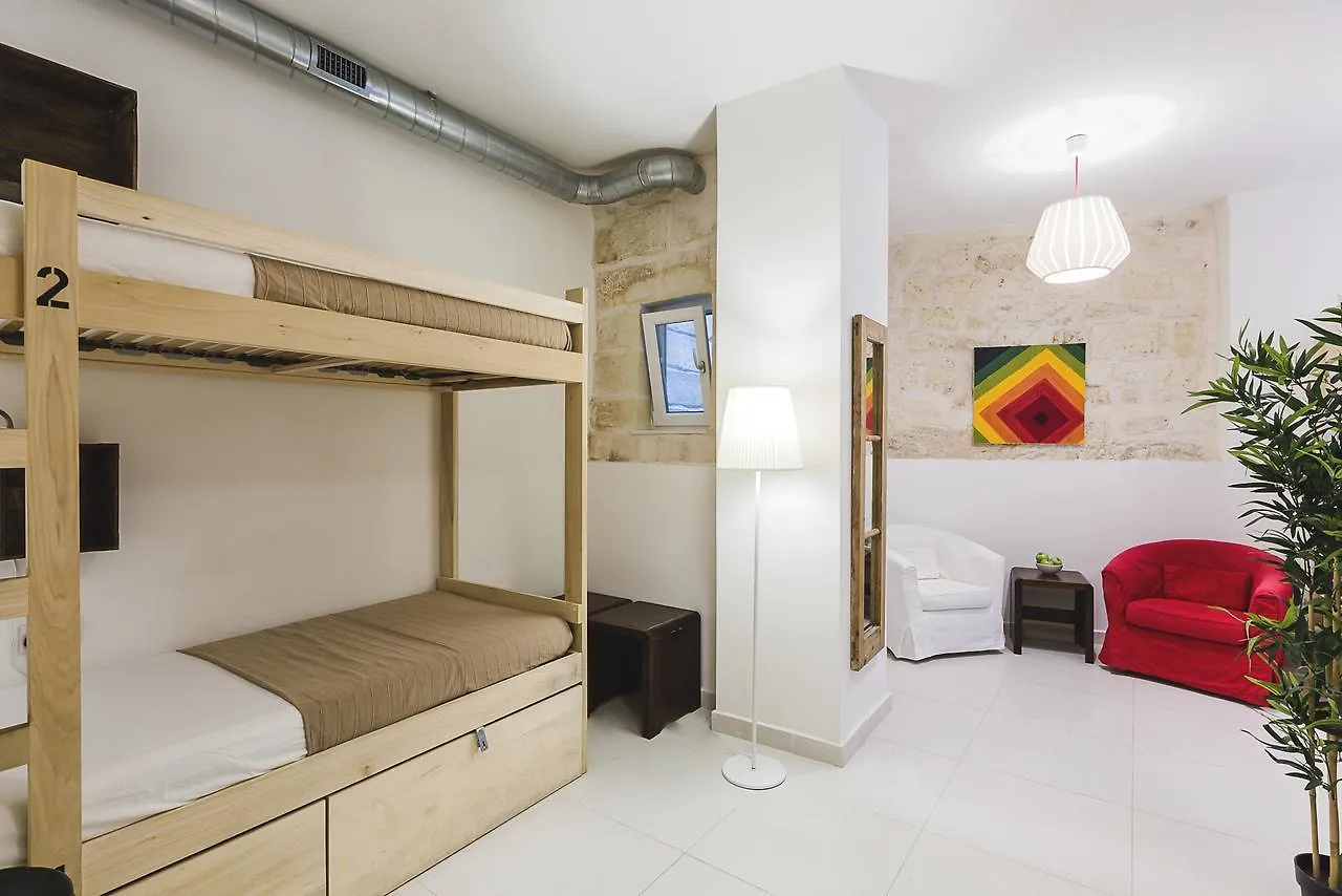 Two Pillows Boutique Hostel Sliema