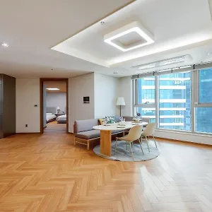 Station The Bay , 부산광역시 대한민국
