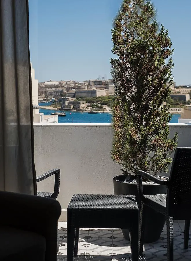 Two Pillows Boutique Hostel Sliema Malta