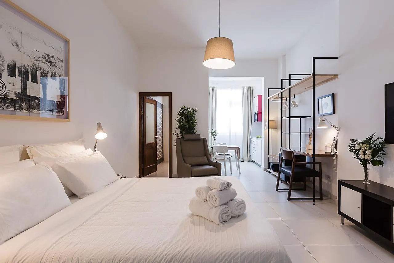 Two Pillows Boutique Hostel Sliema Malta